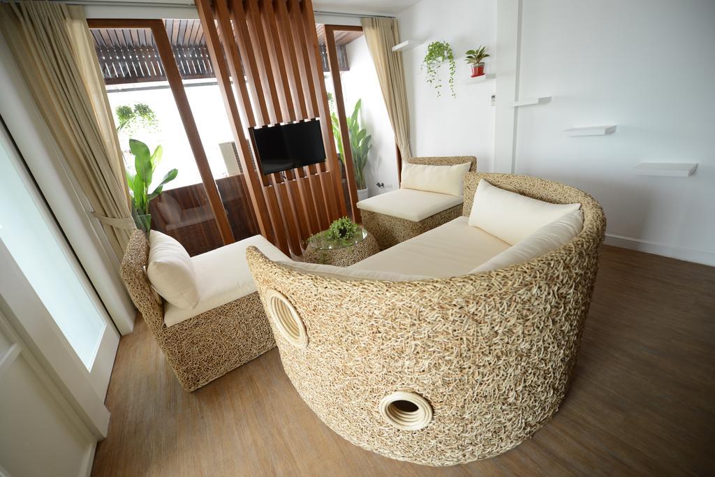 Vacio Suite Bangkok Exterior photo