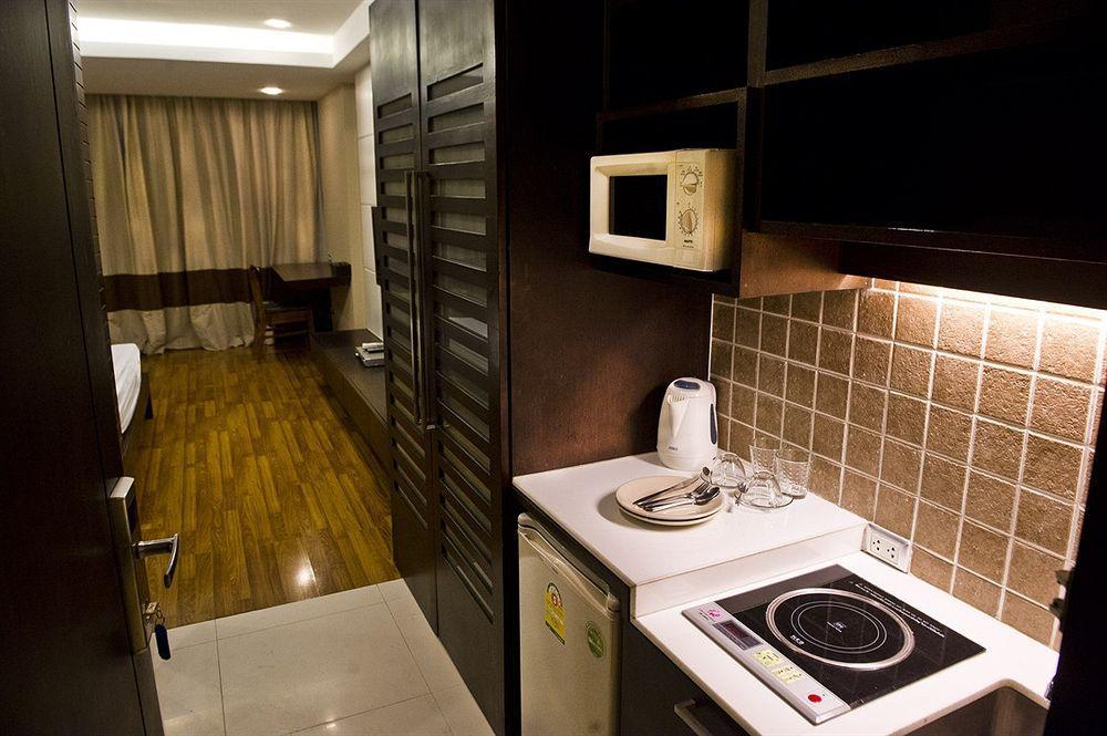 Vacio Suite Bangkok Exterior photo