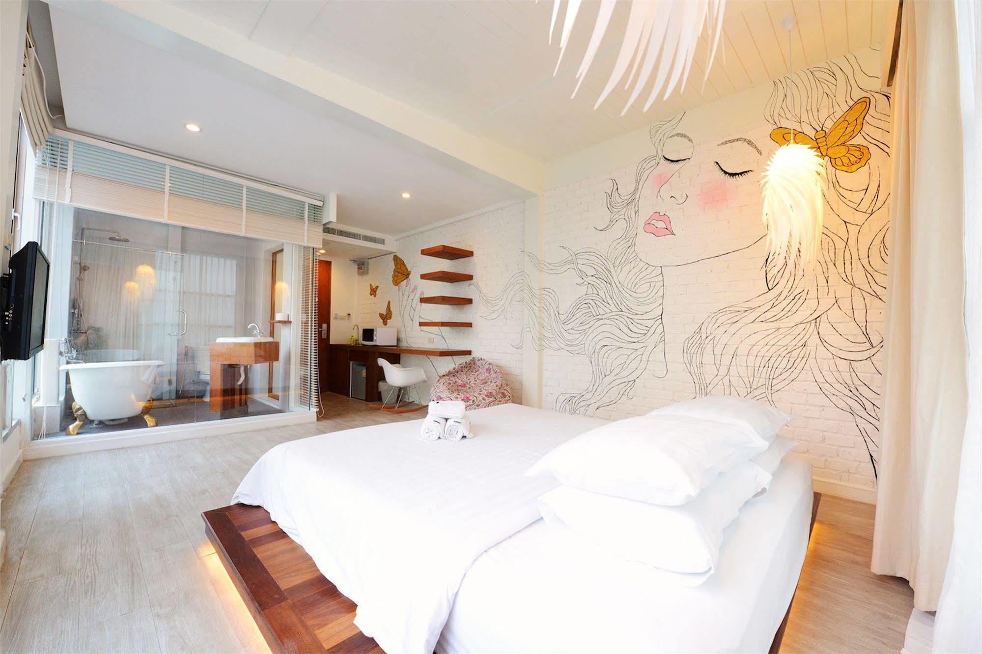 Vacio Suite Bangkok Exterior photo